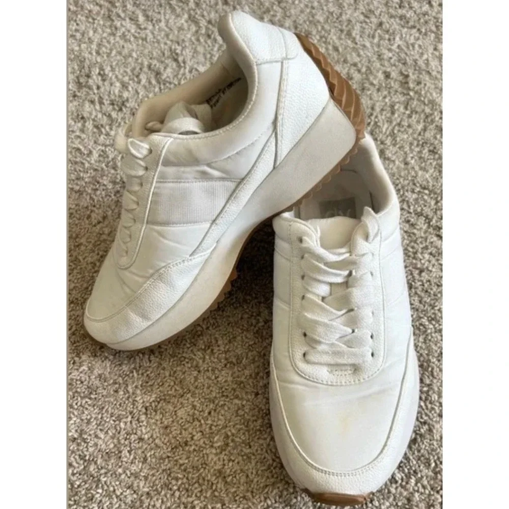 Dolce Vita Zina White Platform Sneakers Gum Sawtooth Sole Low Top Trainer
